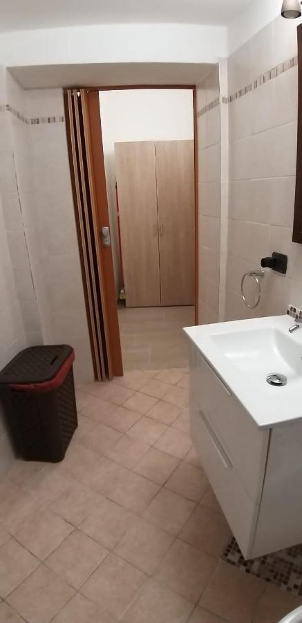 Marianna Casa Vacanza Azzate Kültér fotó