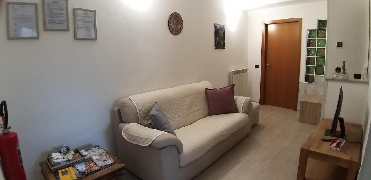 Marianna Casa Vacanza Azzate Kültér fotó